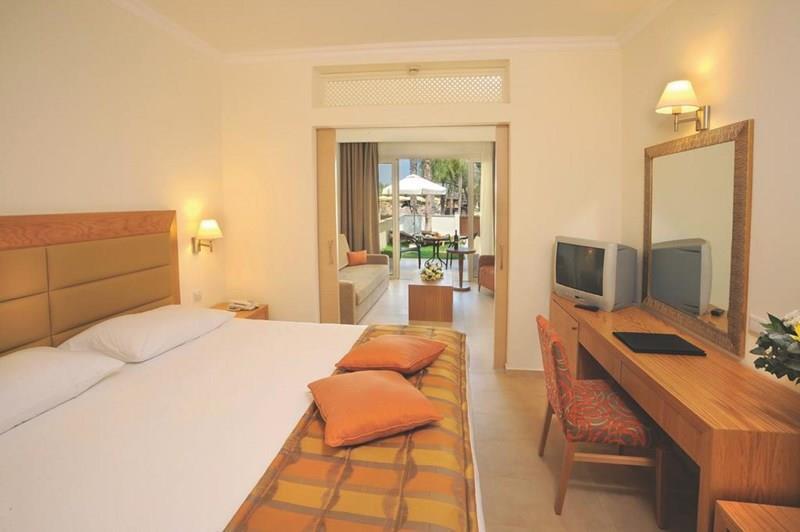 Апартаменти Olympic Lagoon Resort Ayia Napa (ex. Olympic Napa) 5*