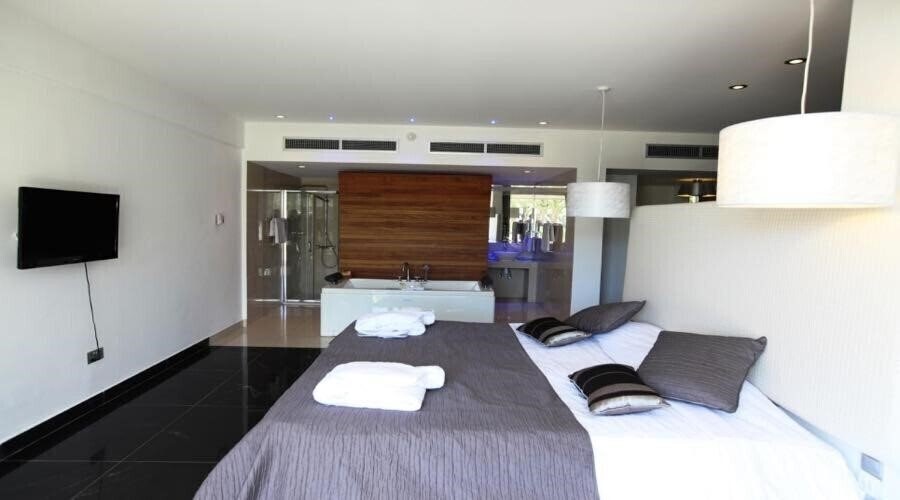 Вид The Dome Beach Resort 4*