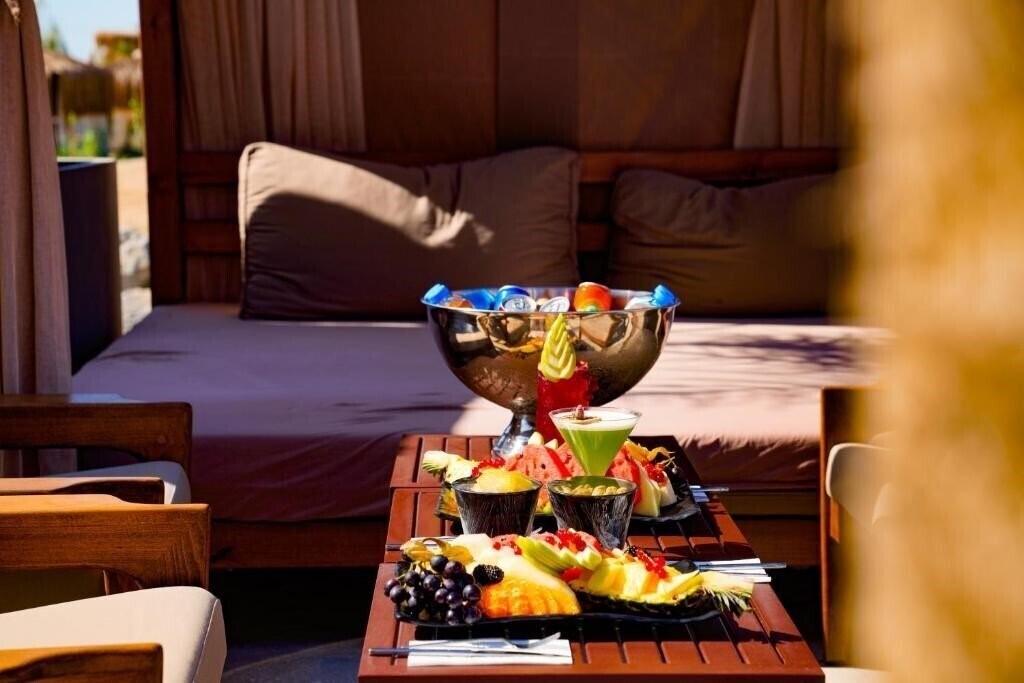 Панорама Grand Sapphire Resort & Casino 5*