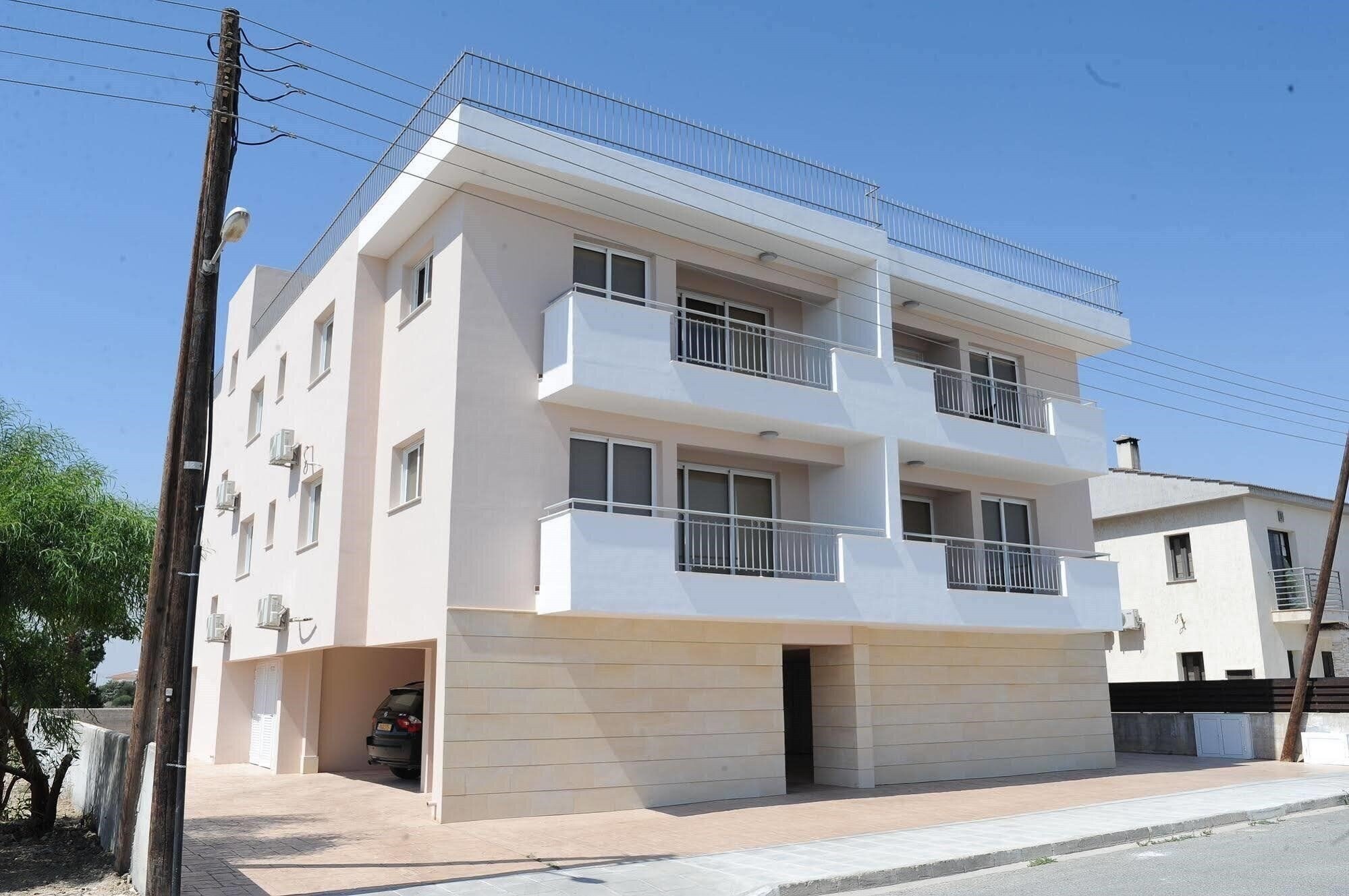 Готель Kiti Deluxe Apartments 3*