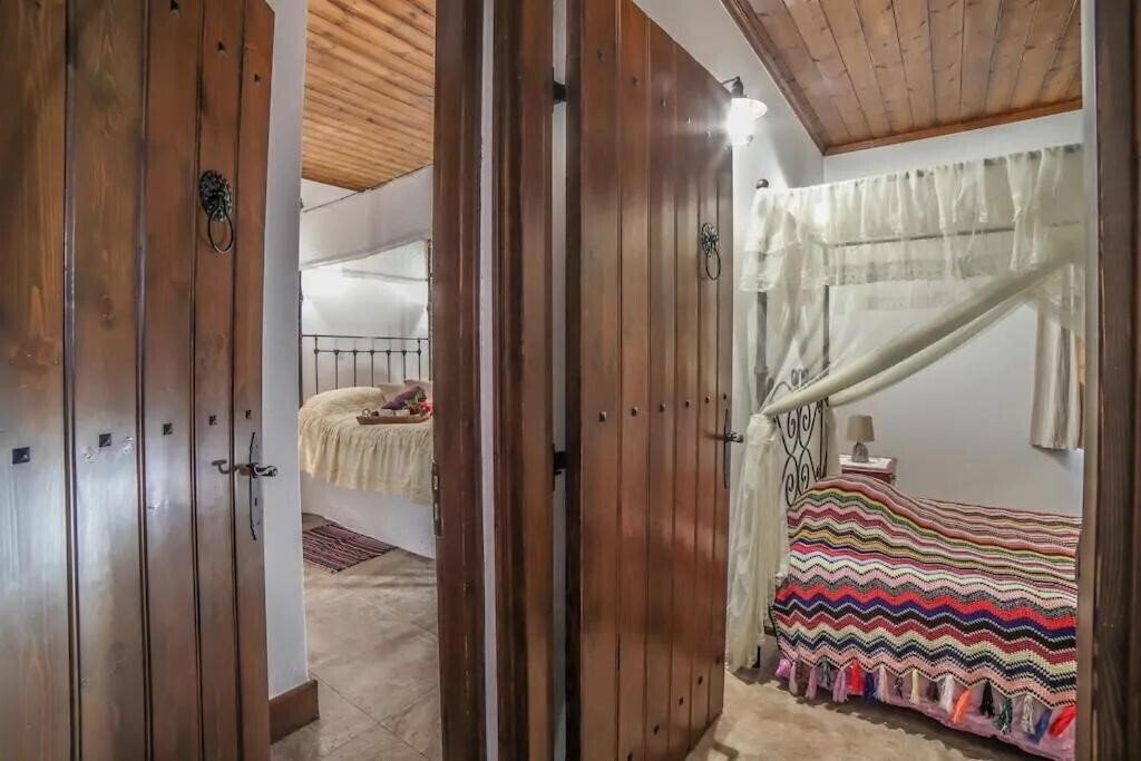 Панорама Komi Lofou Traditional House 3*