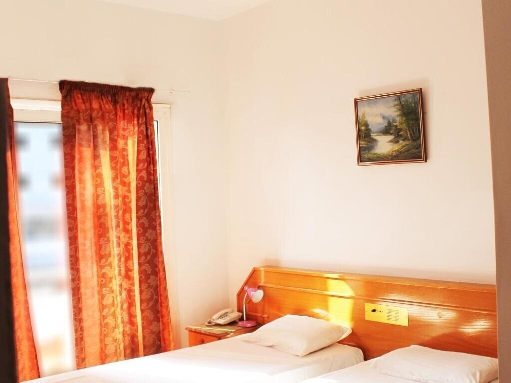 Вид Rebioz Hotel 2*