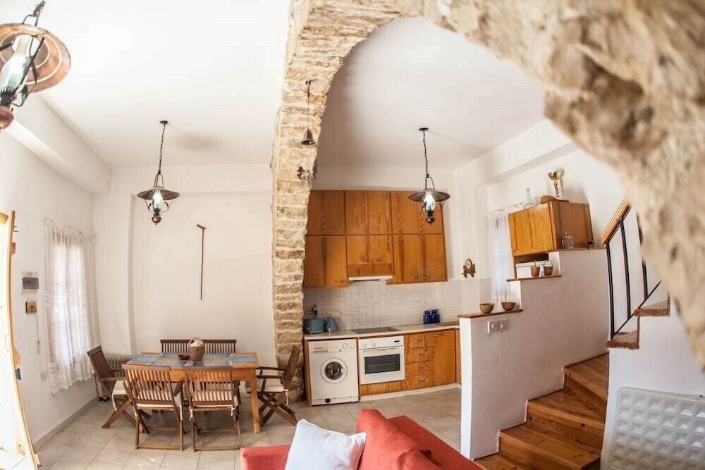 Фотографія Angelis Traditional Village House 3*