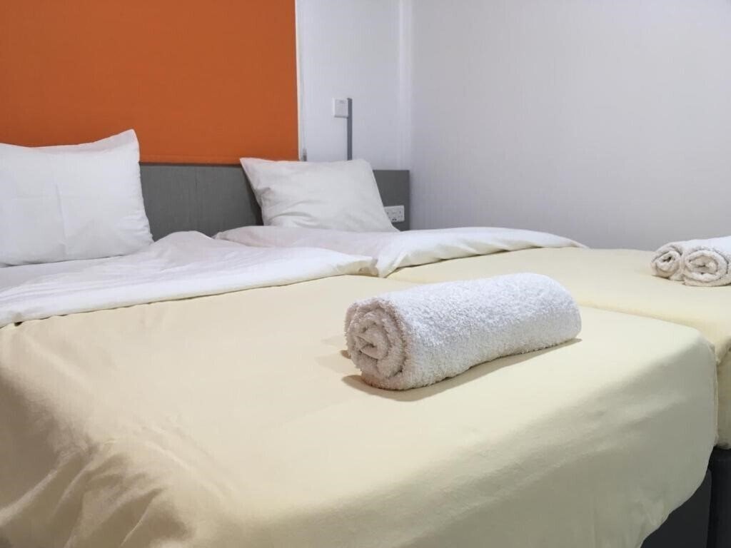Апартаменти Elenapa Holiday Apartments 2*