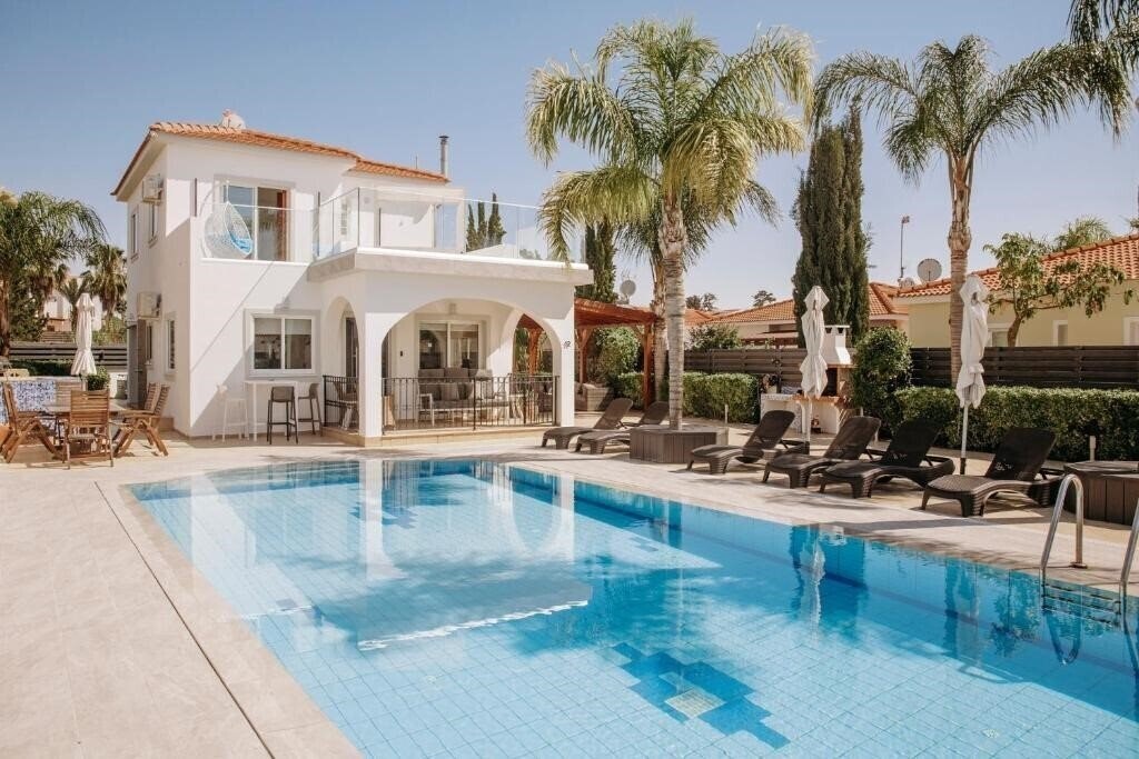 Панорама Sunset Villa Girne 3*