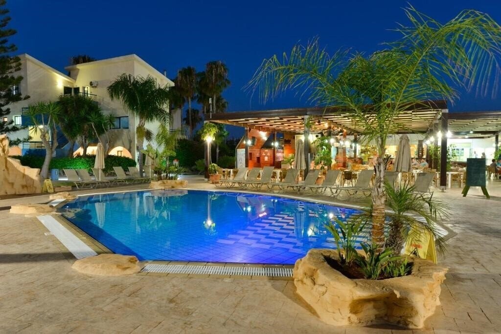 Фотография Makronissos Village Club 3*