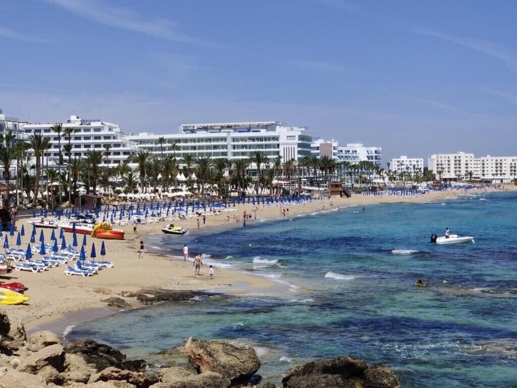 Територія Villa Ayia Napa 4*