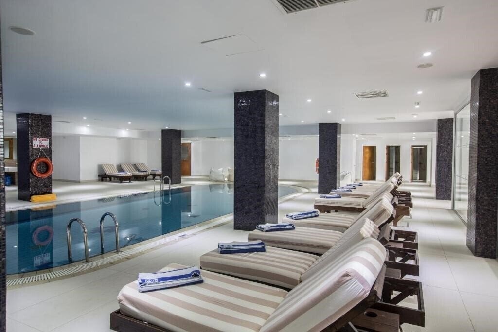 Апартаменты Nelia Sea Breeze 4*