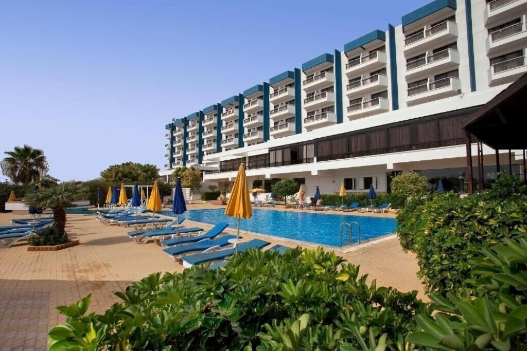 Апартаменты Cyprotel Florida Beach Hotel 4*