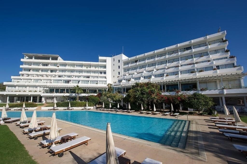 Отель Grecian Sands Hotel 4*