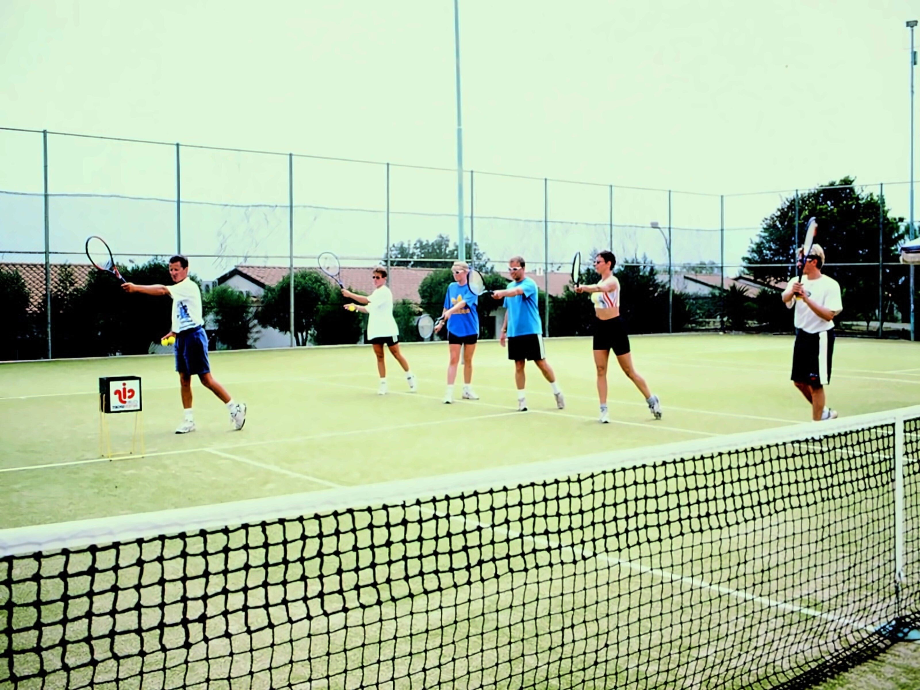 Апартаменти Kermia Beach 4*