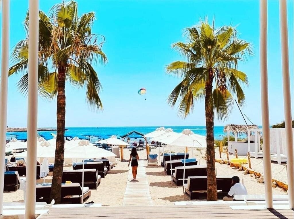 Картинка So Nice Boutique Suites 4*