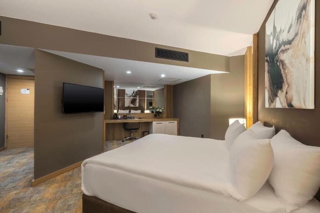 Вид Grand Sapphire City Hotel 3*