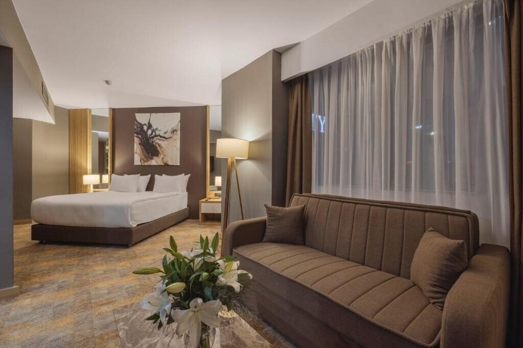 Территория Grand Sapphire City Hotel 3*