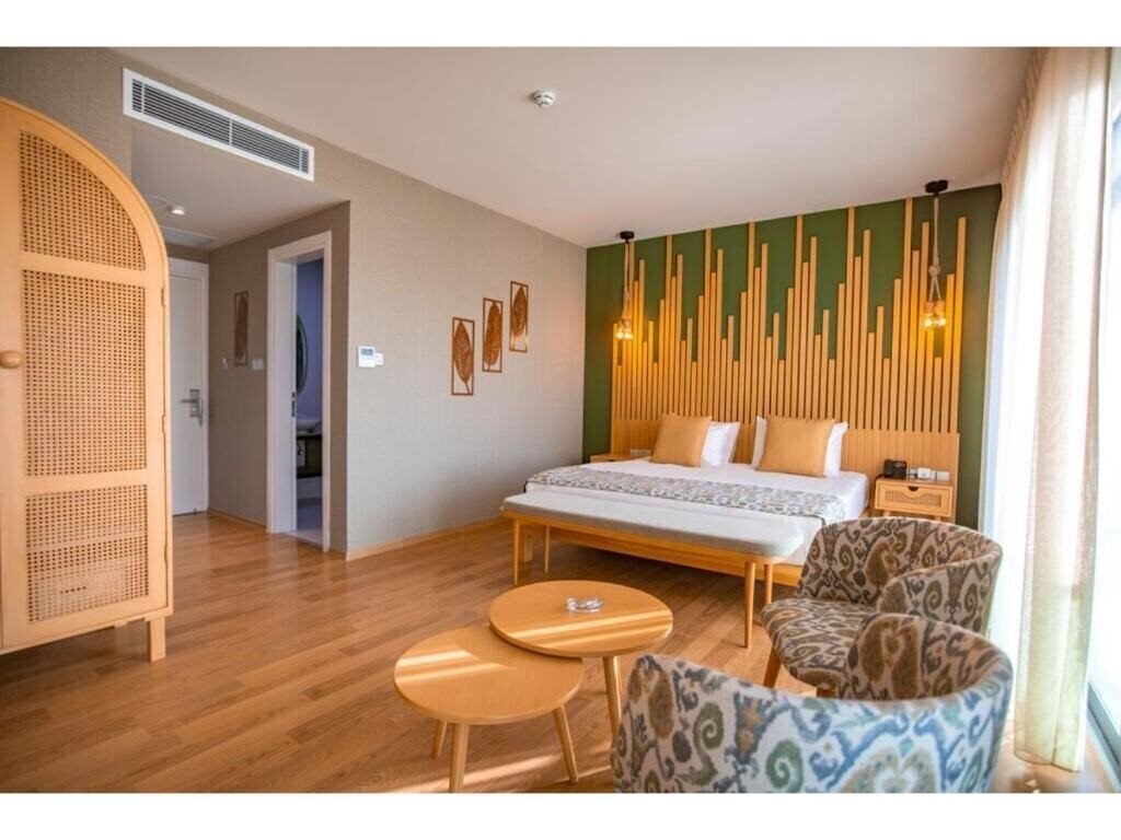 Панорама La Terrazza Hotel 5*