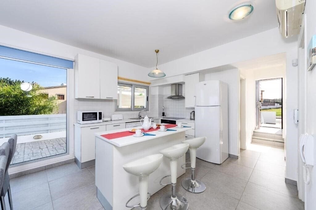 Панорама Ayia Triada Beach View Villa 3*