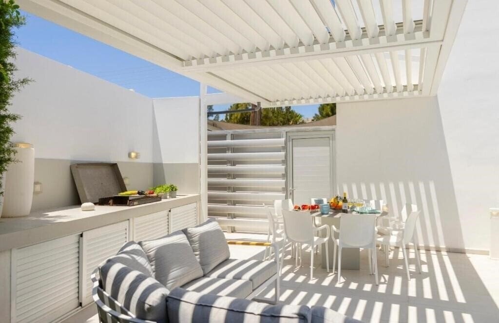 Панорама Villa Sunset Valley 4*