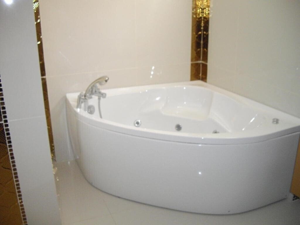 Фотографія Crystal Hotel 3*