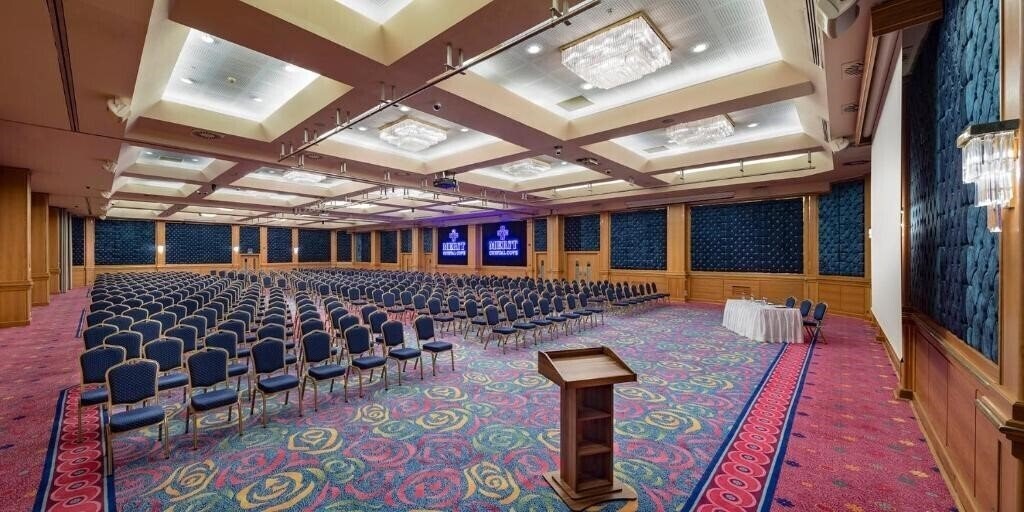 Апартаменты Merit Crystal Cove Hotel & Casino 4*