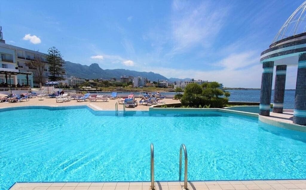 Вид Dome Hotel 4*