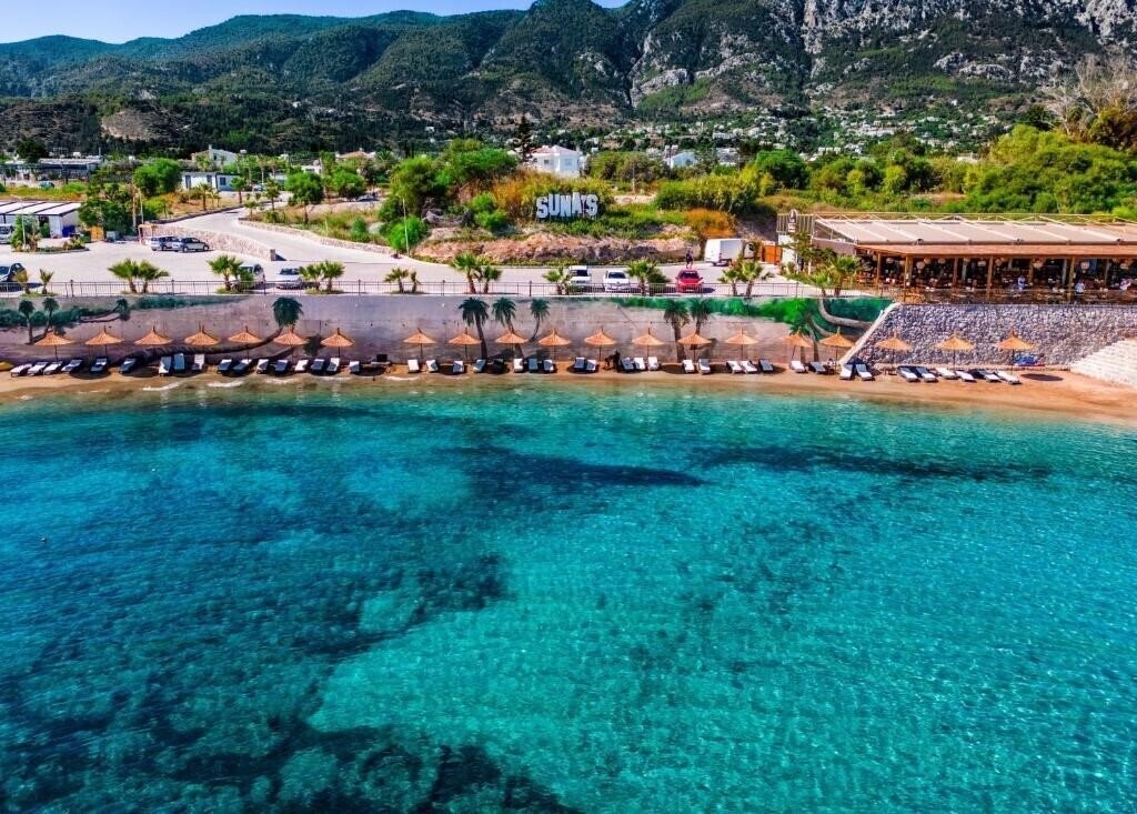 Апартаменты Riverside Garden Resort 4*