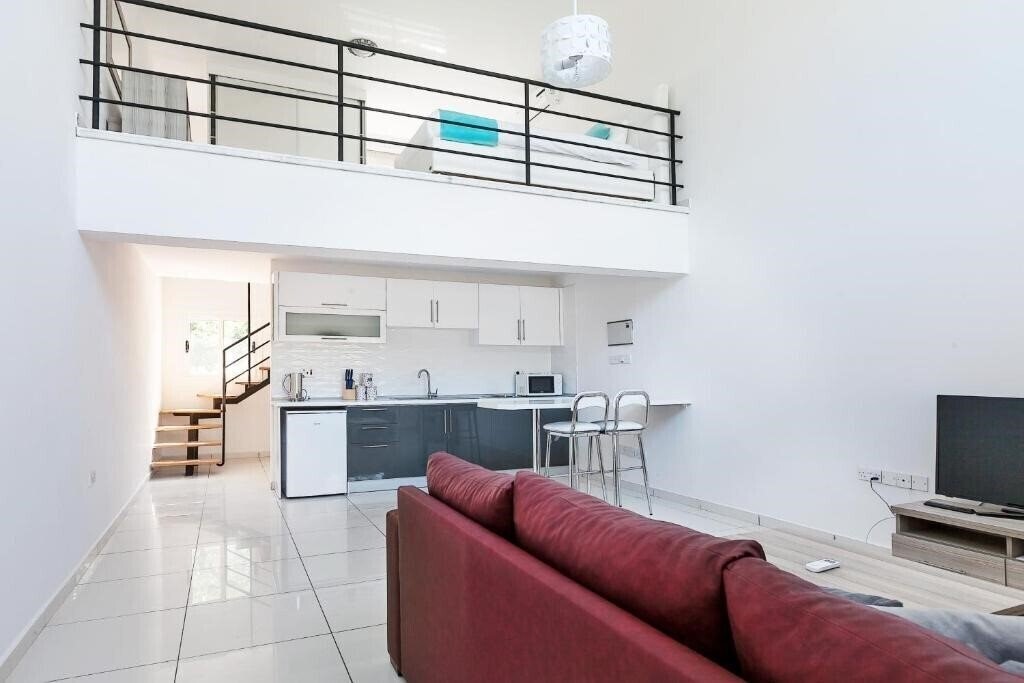 Панорама The Ship Inn Hotel 3*