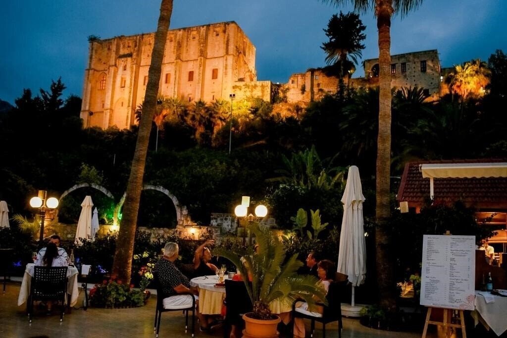 Територія Bellapais Gardens 3*