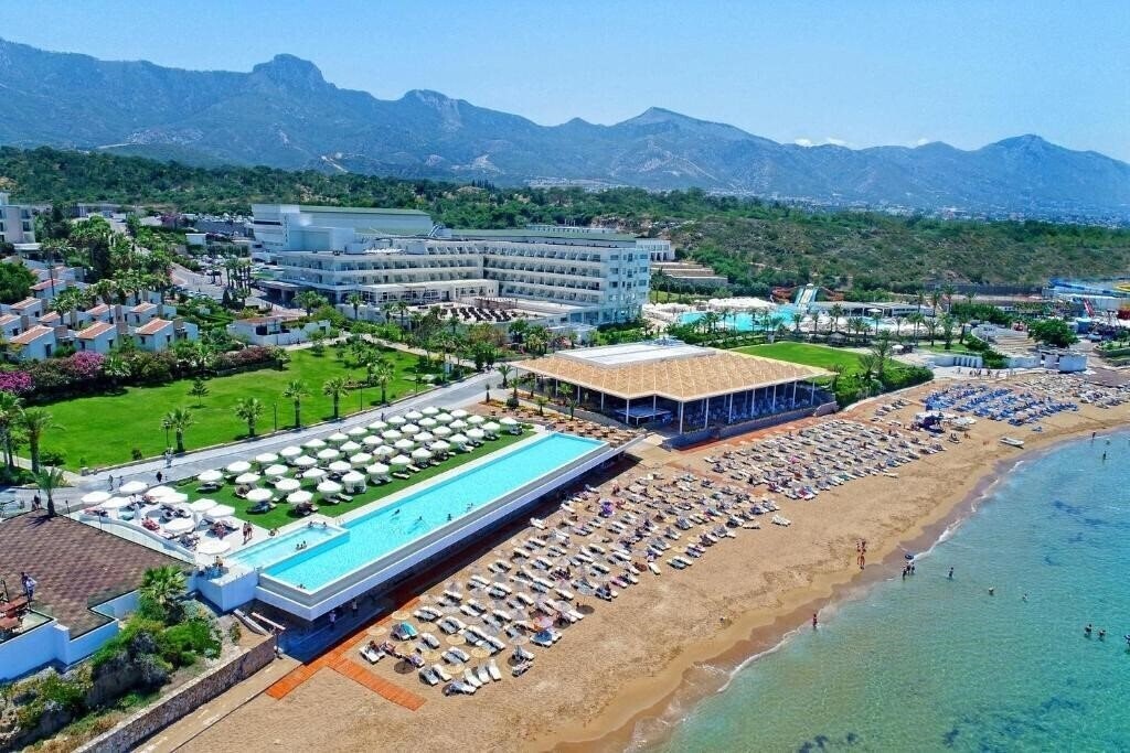 Готель Аcapulco Resort Convention & Spa 5*
