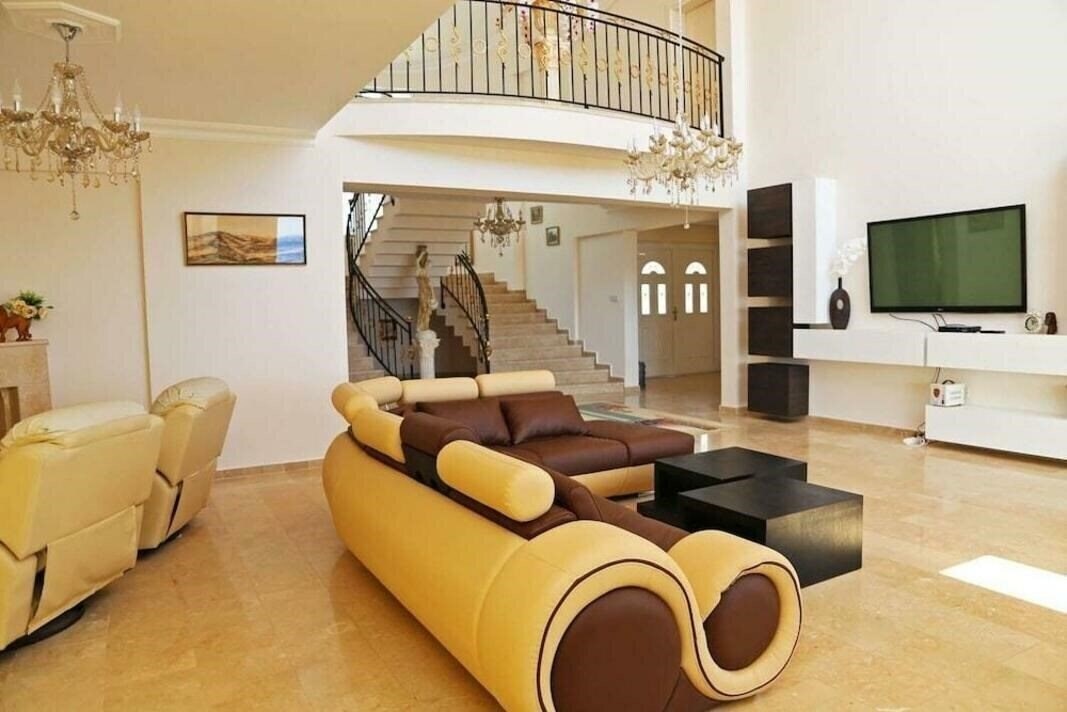 Вид Villa Panoroma By Amy Villas 4*