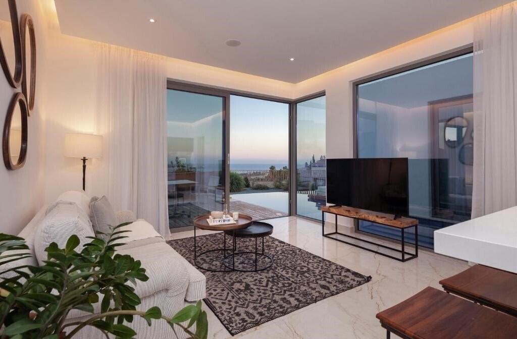 Вид White Pearl Hotel 3*