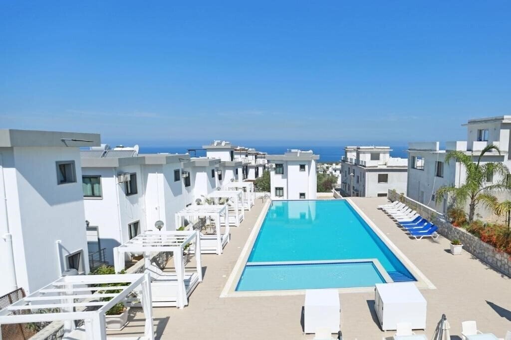 Готель Paradise Villa 3*