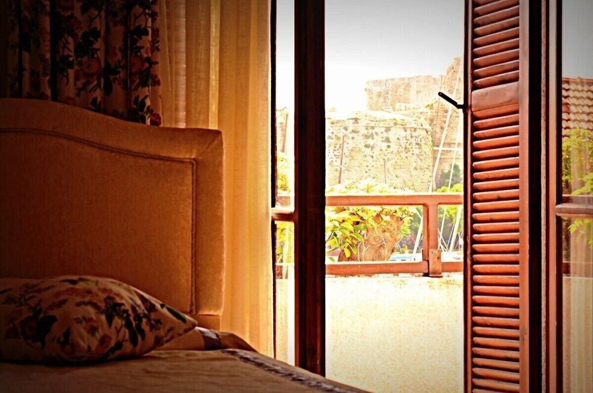 Вид Breeze Flora Hotel 2*