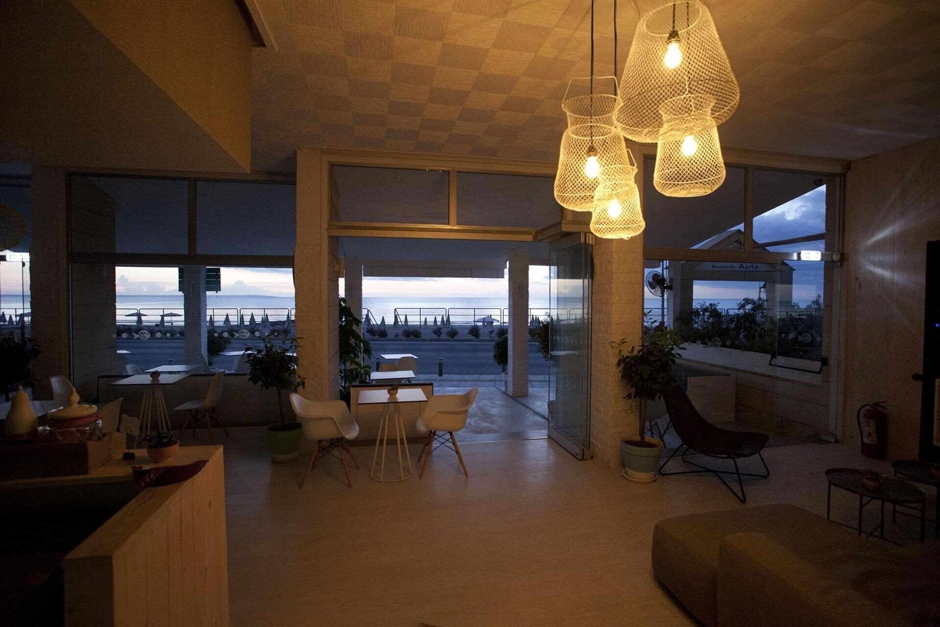 Территория Constantiana Beach Hotel Apartments апартаменты