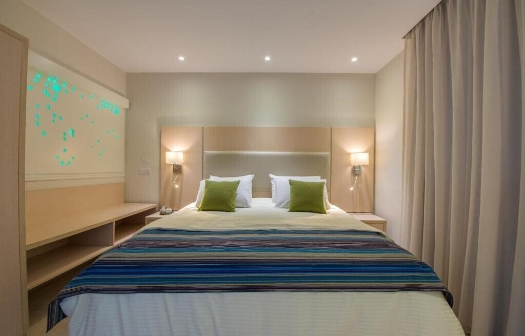 Фотография Myro-Androu Hotel Apartments апартаменты