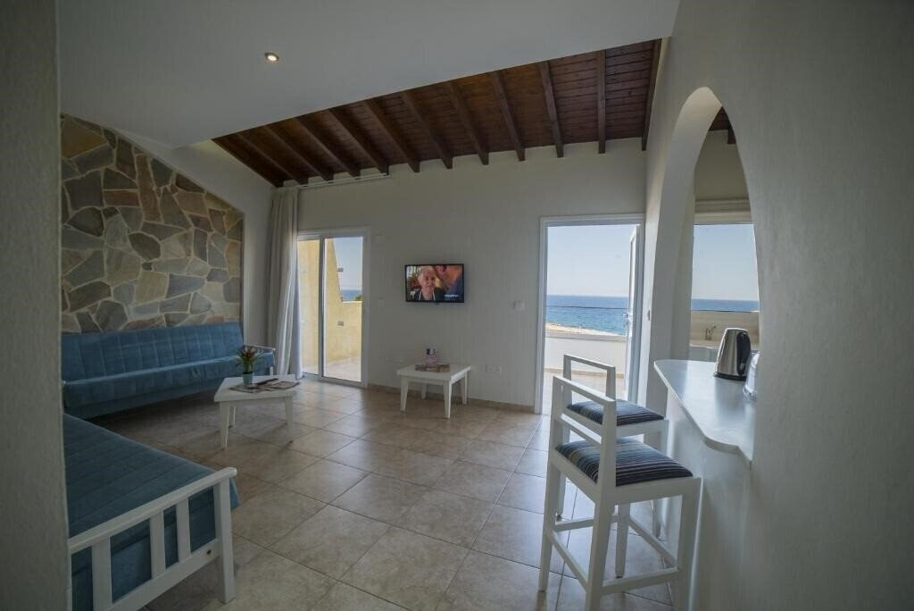 Вид Myro-Androu Hotel Apartments апартаменты