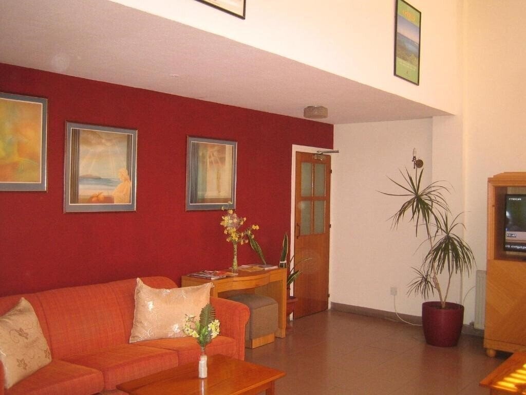 Апартаменти Onisillos Hotel Larnaca 2*