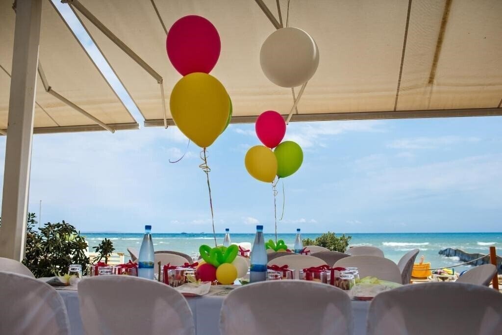 Апартаменти Island Boutique Hotel 4*