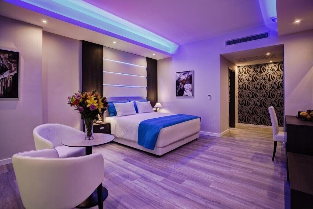 Апартаменты Josephine Boutique Hotel 3*