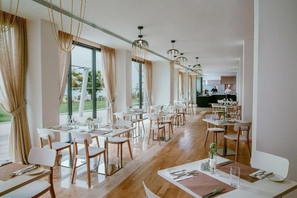 Картинка Lebay Beach Hotel 3*