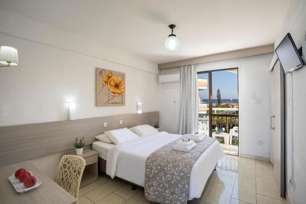 Апартаменты Cactus Hotel 2*