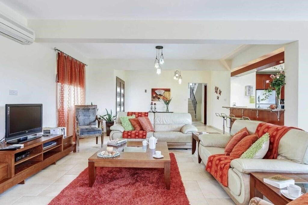 Вид Villa Yialos 4*