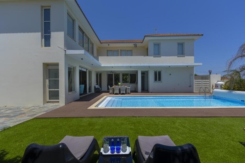 Панорама Larnaca Villa Marisol 4*
