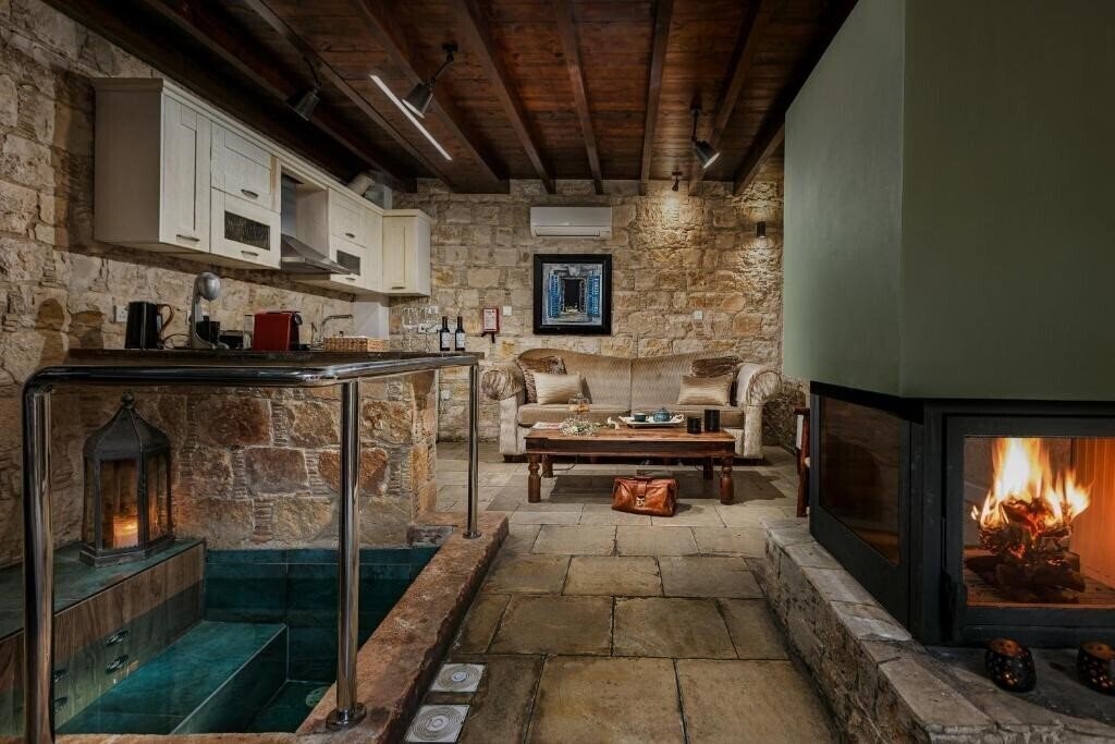 Панорама Oinoessa Traditional Boutique Houses 3*