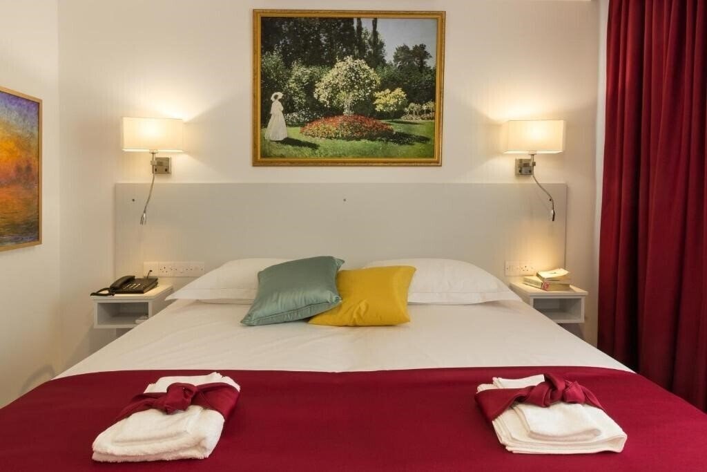 Апартаменти Art & Wine Studios & Apts 3*