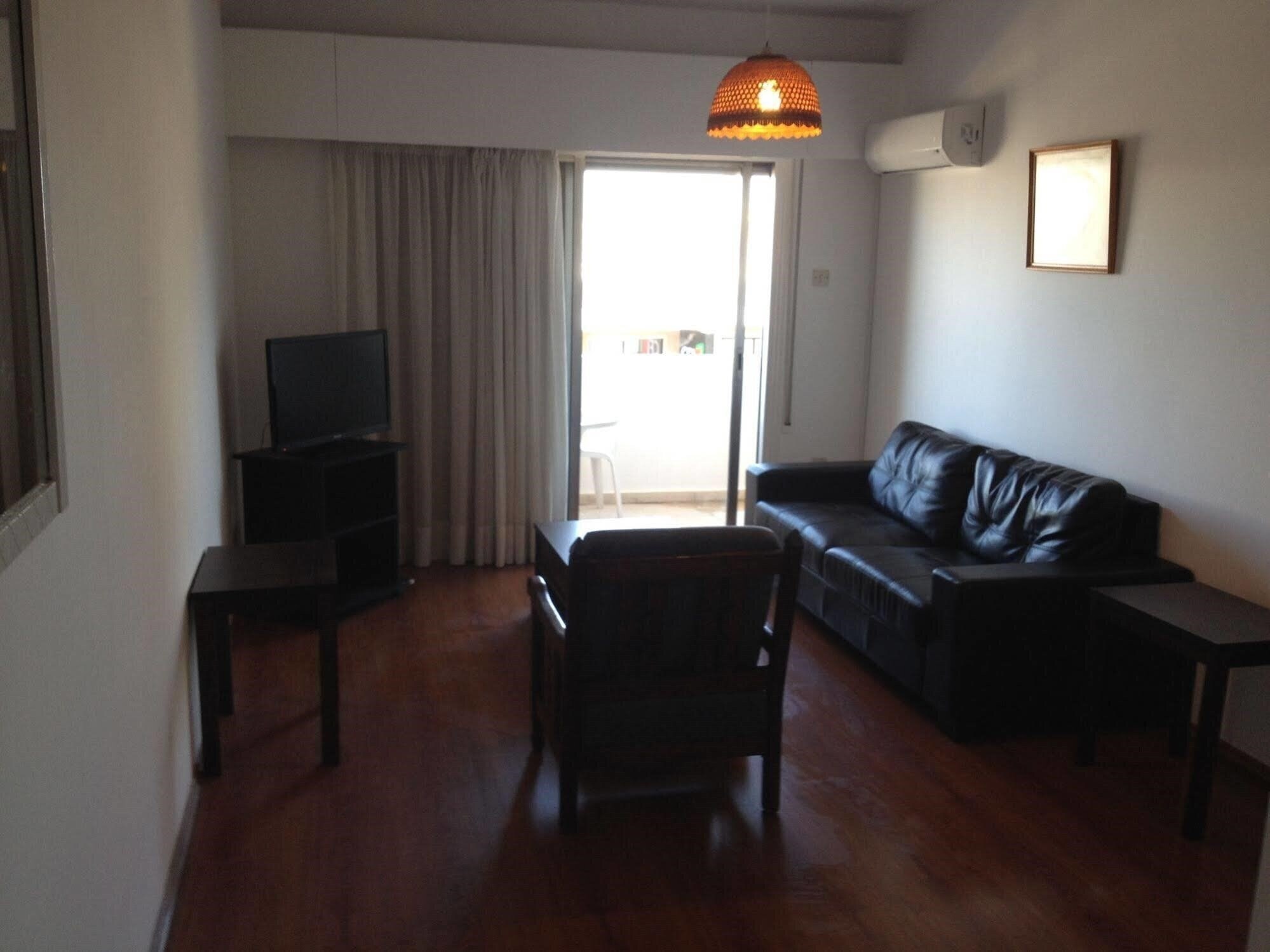 Панорама Francis Apartments 3*