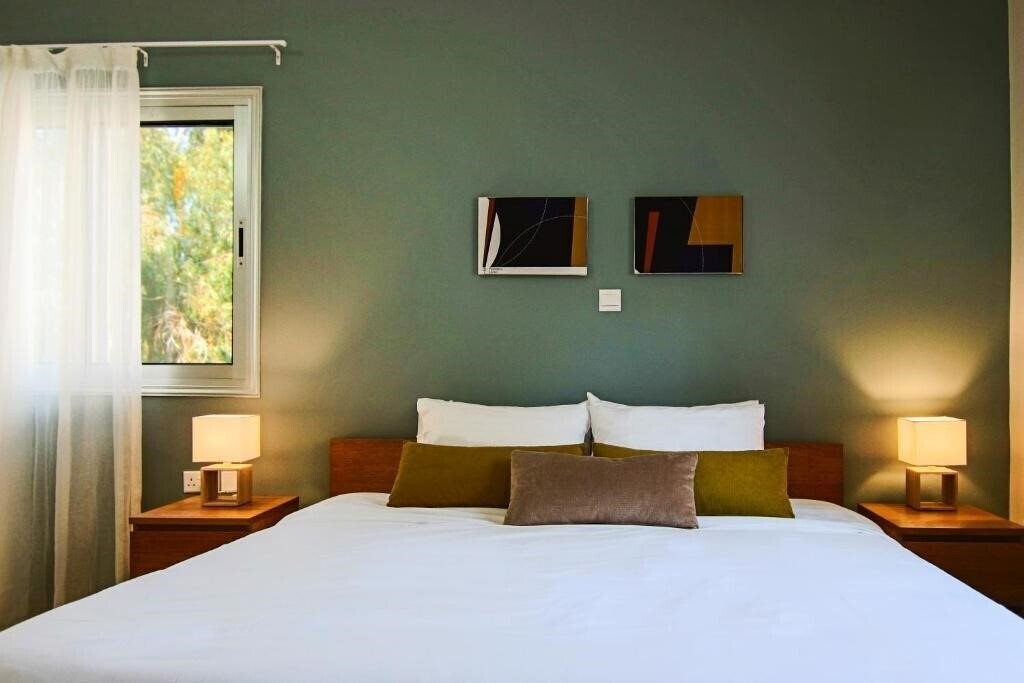 Готель Phaedrus Living: City View Luxury Flat Harbour 03 4*