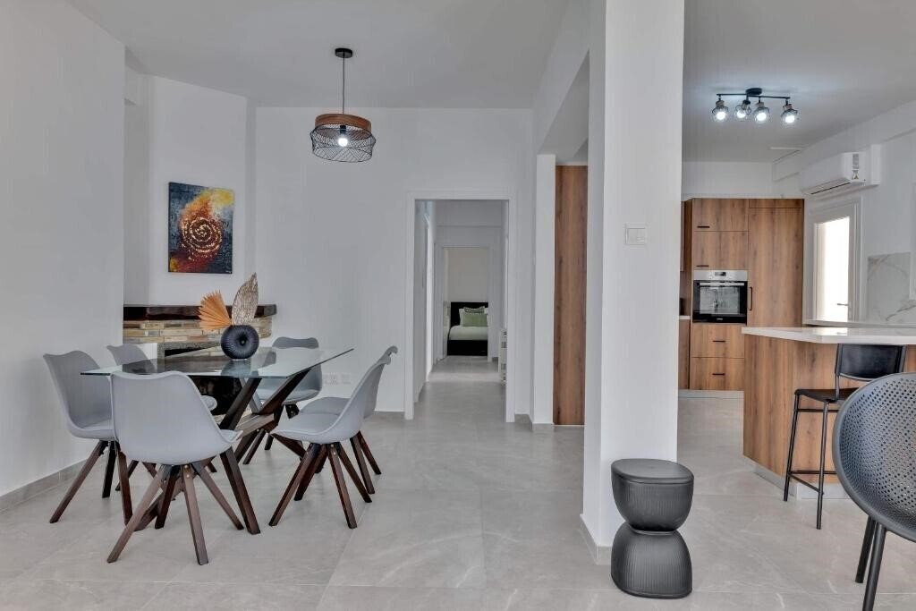 Территория Phaedrus Living: Luxury Residence Faneromeni 4*
