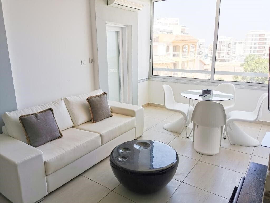 Панорама Mackenzie Seaview Paradise 4*