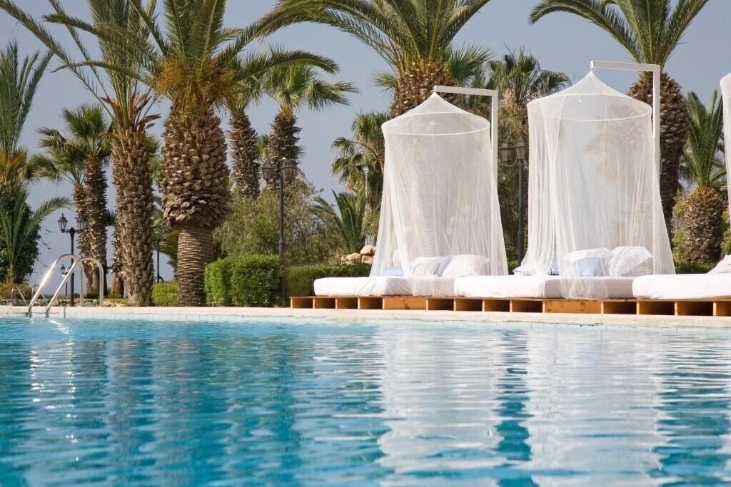 Панорама Sandy Beach Hotel & SPA 4*