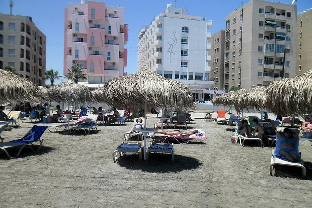 Готель Flamingo Beach 3*